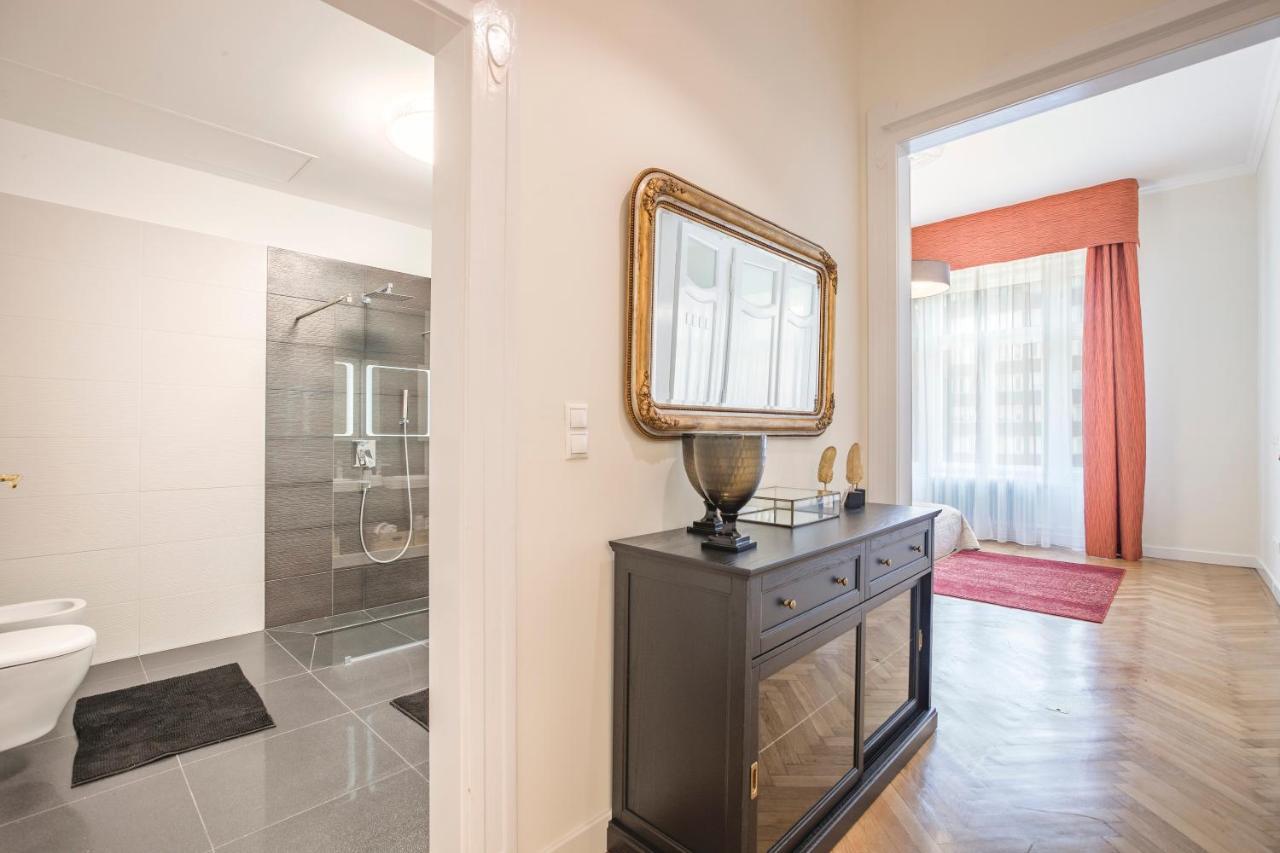 Modernized Unique Huge Central Apartment On 135Sqm Budapešť Exteriér fotografie