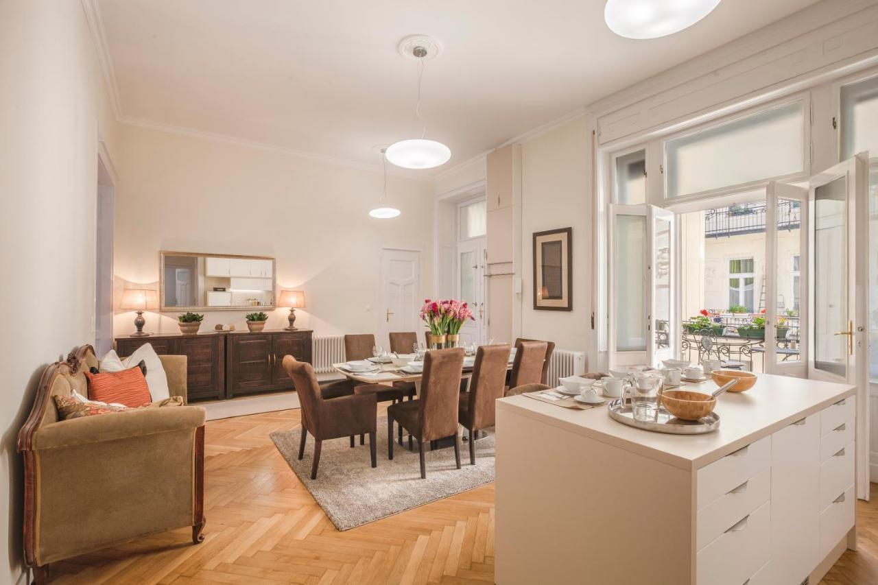 Modernized Unique Huge Central Apartment On 135Sqm Budapešť Exteriér fotografie